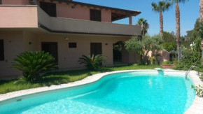 Отель Portorosa Apartments Helene  Тоннарелла